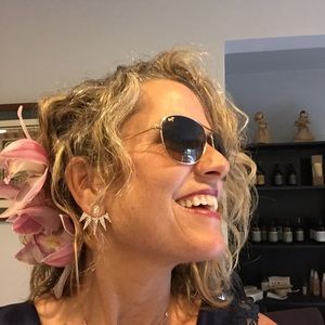 Meet your Posher, Stacey